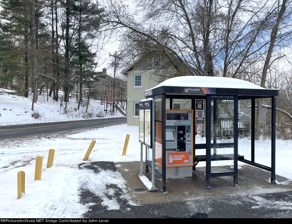 The only shelter at North Branch Station is a bus stop style one